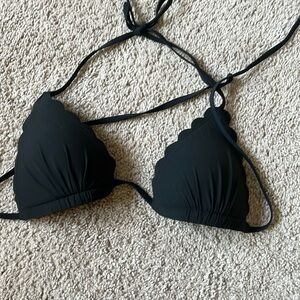 NEVER WORN black swimsuit top